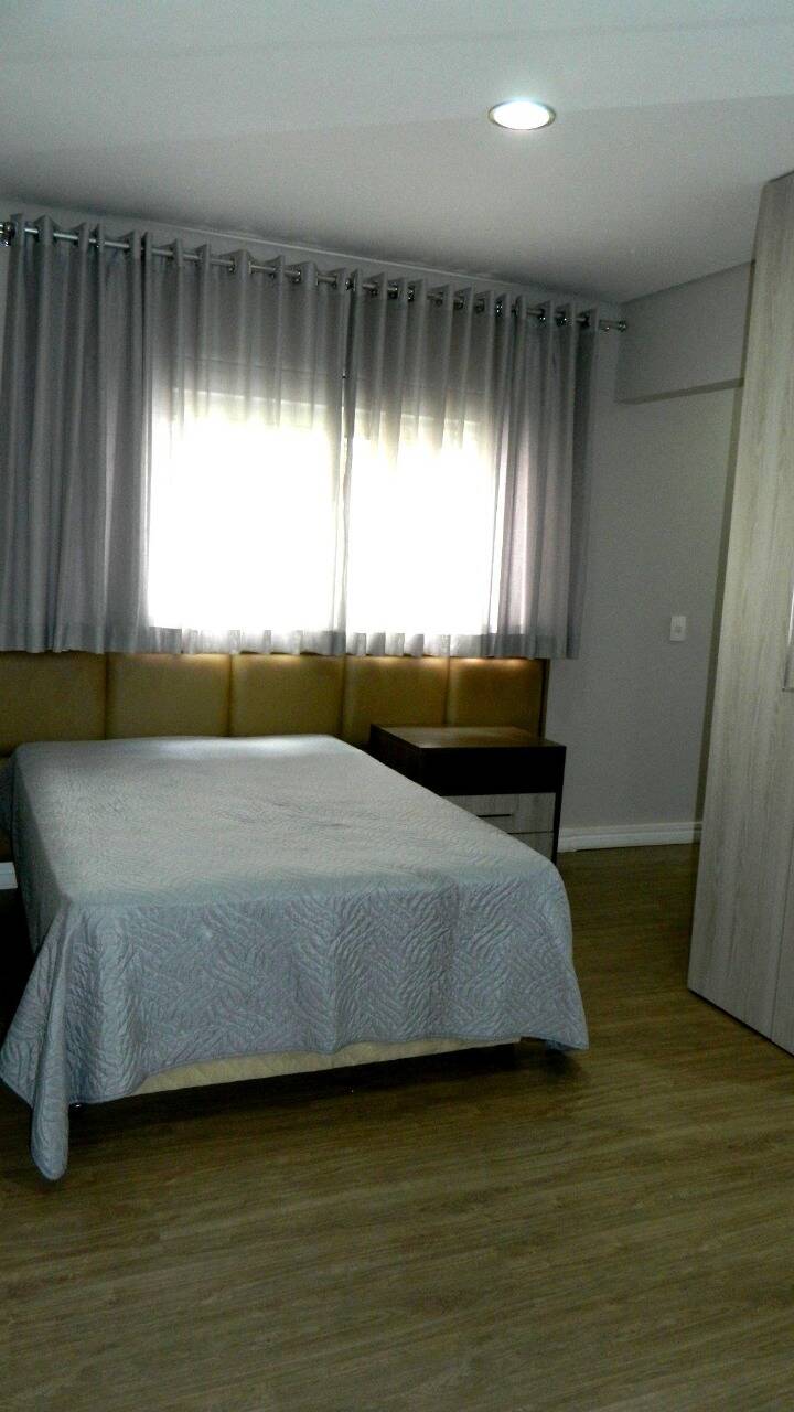 Casa, 4 quartos, 245 m² - Foto 13