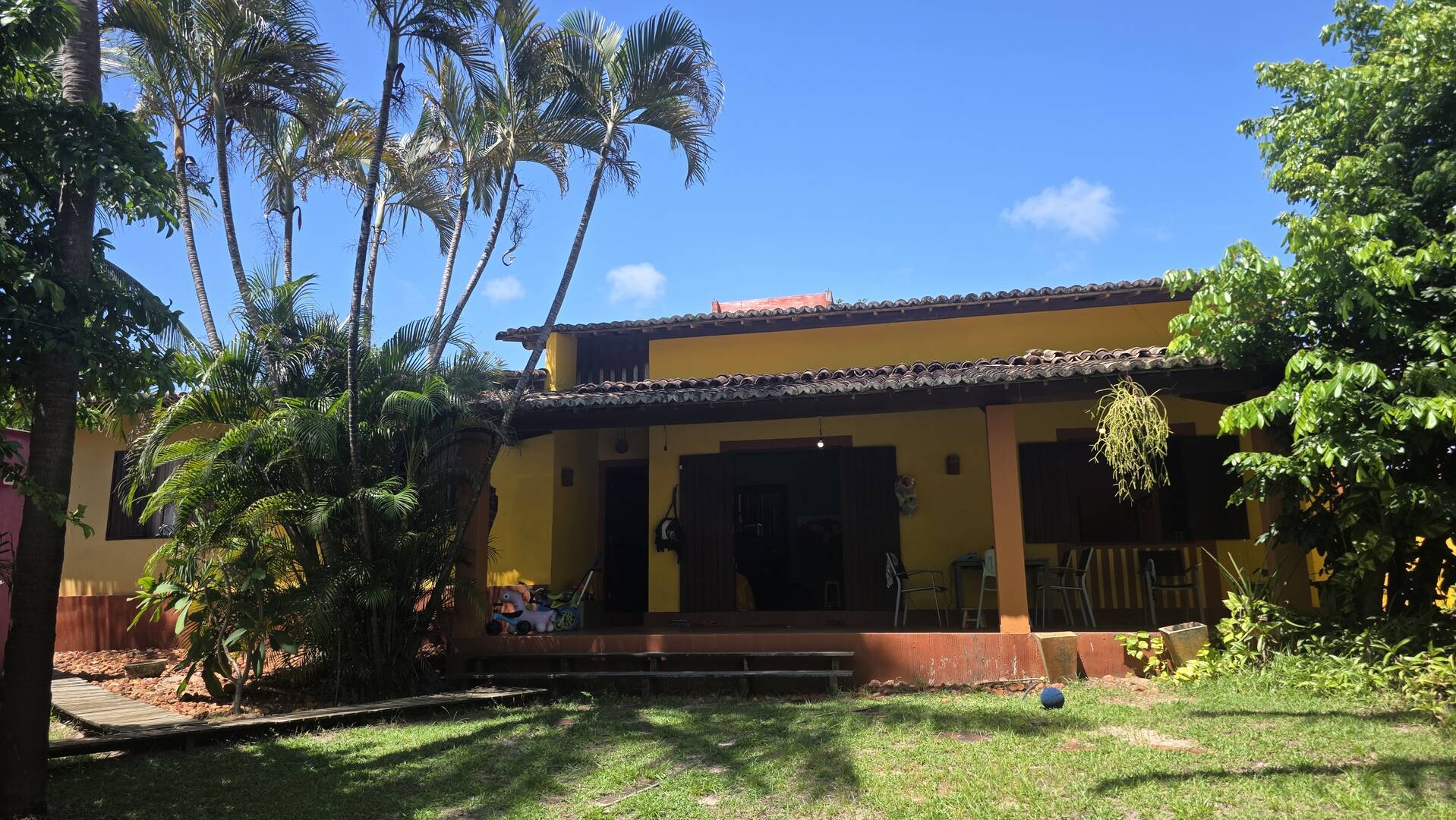 Casa, 5 quartos, 330 m² - Foto 1
