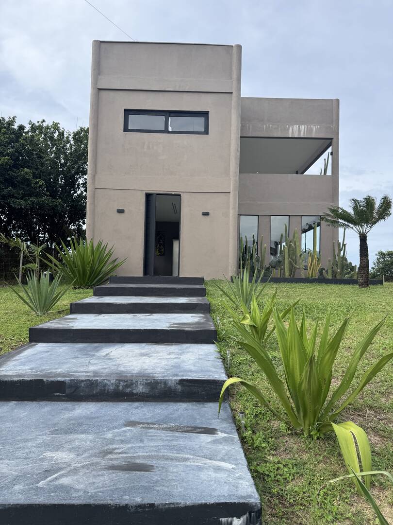 Casa, 4 quartos, 208 m² - Foto 2