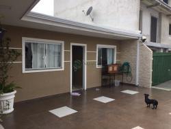 Casa para Venda em Curitiba - 2