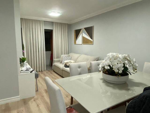 #A82_23 - Apartamento para Venda em Curitiba - PR