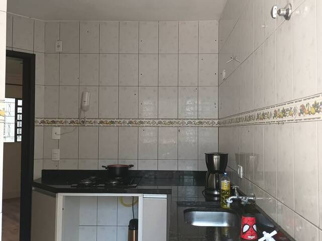 #1670 - Apartamento para Venda em Curitiba - PR - 1