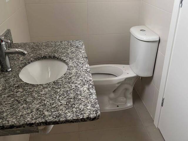 #A20_24 - Apartamento para Venda em Curitiba - PR