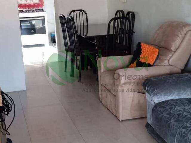 Casa para Venda em Curitiba - 2