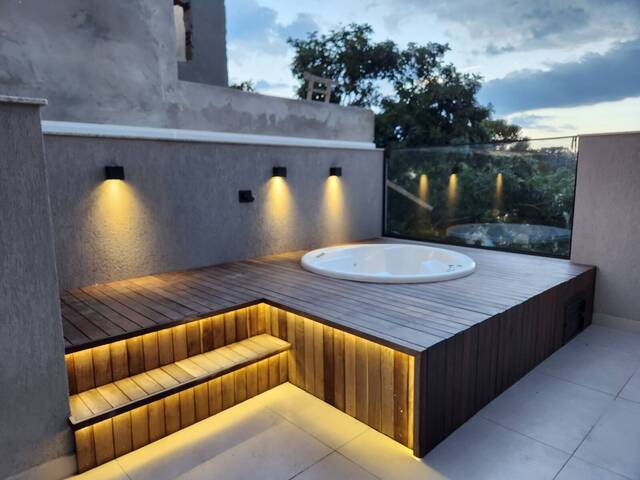 Sobrado para Venda em Curitiba - 4