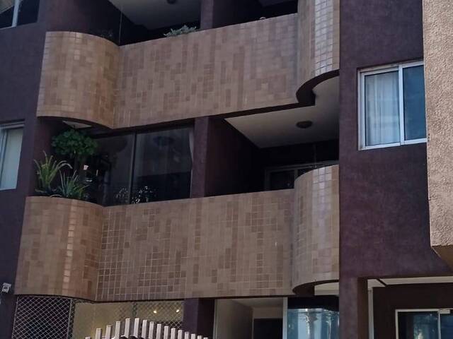 #1813 - Apartamento para Venda em Curitiba - PR