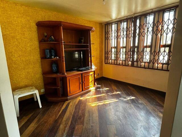 Casa para Venda em Curitiba - 4