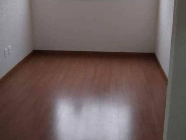 #1909 - Apartamento para Venda em São José dos Pinhais - PR