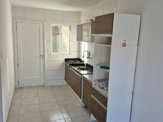 #C0008_26 - Casa para Venda em Fazenda Rio Grande - PR - 2