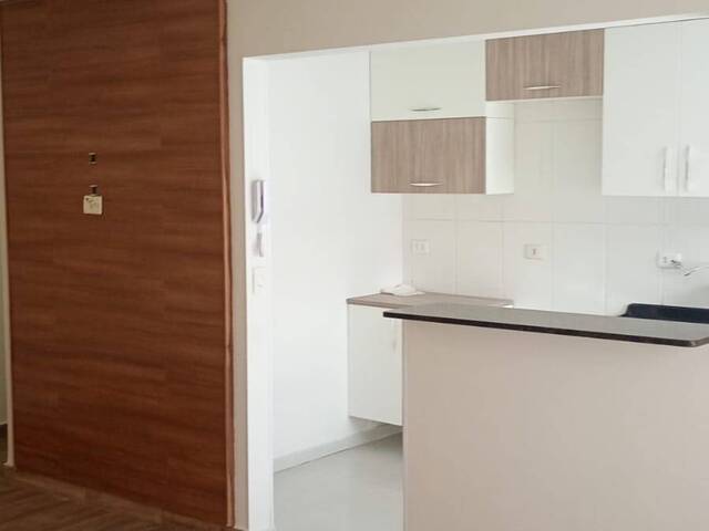 #2310 - Apartamento para Locação em Curitiba - PR