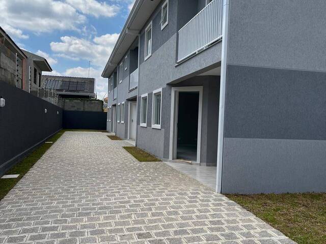 Sobrado para Venda em Curitiba - 2