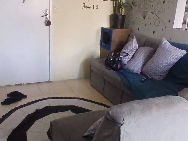 Apartamento para Venda em São José dos Pinhais - 2