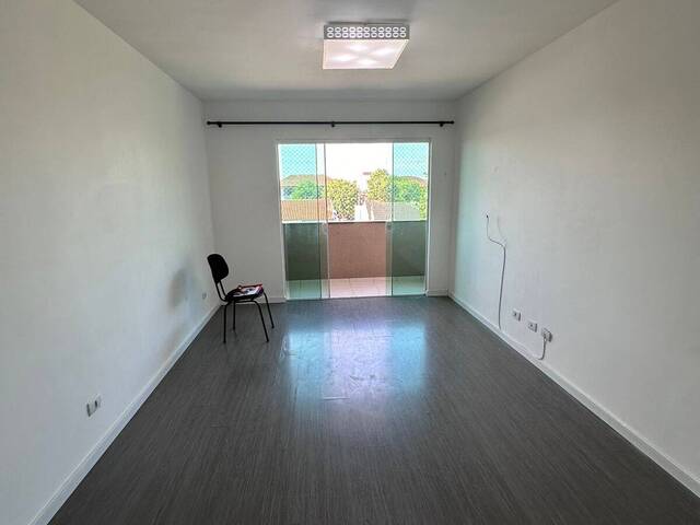 Apartamento para Venda em Pinhais - 4