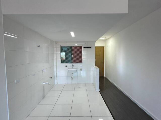 Apartamento para Venda em Pinhais - 5