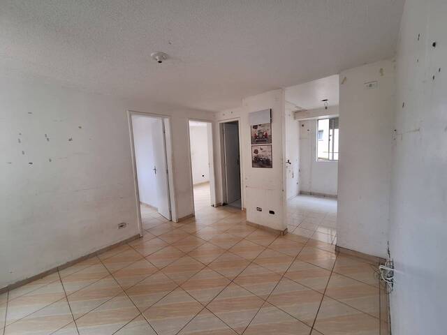 #A0040_26 - Apartamento para Venda em Colombo - PR - 2
