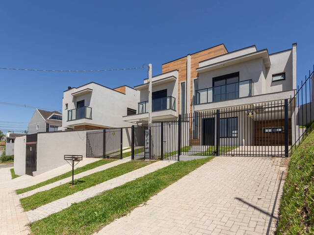Sobrado para Venda em Curitiba - 4