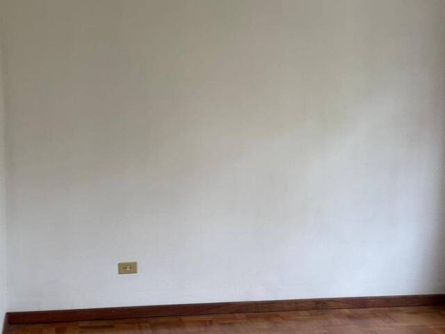 #2393 - Apartamento para Venda em Curitiba - PR - 2