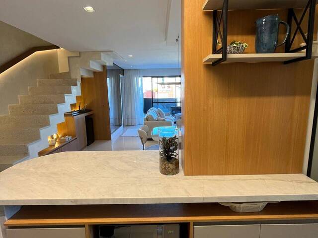 #2411 - Apartamento para Venda em Curitiba - PR - 2