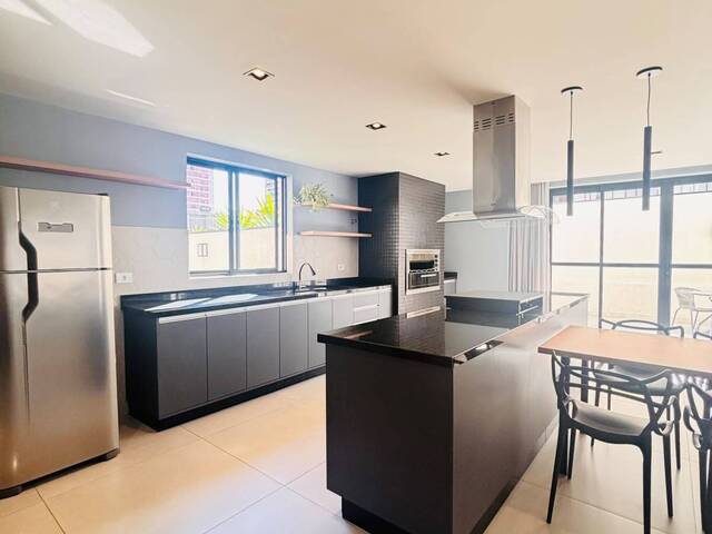 Apartamento para Venda em Curitiba - 4